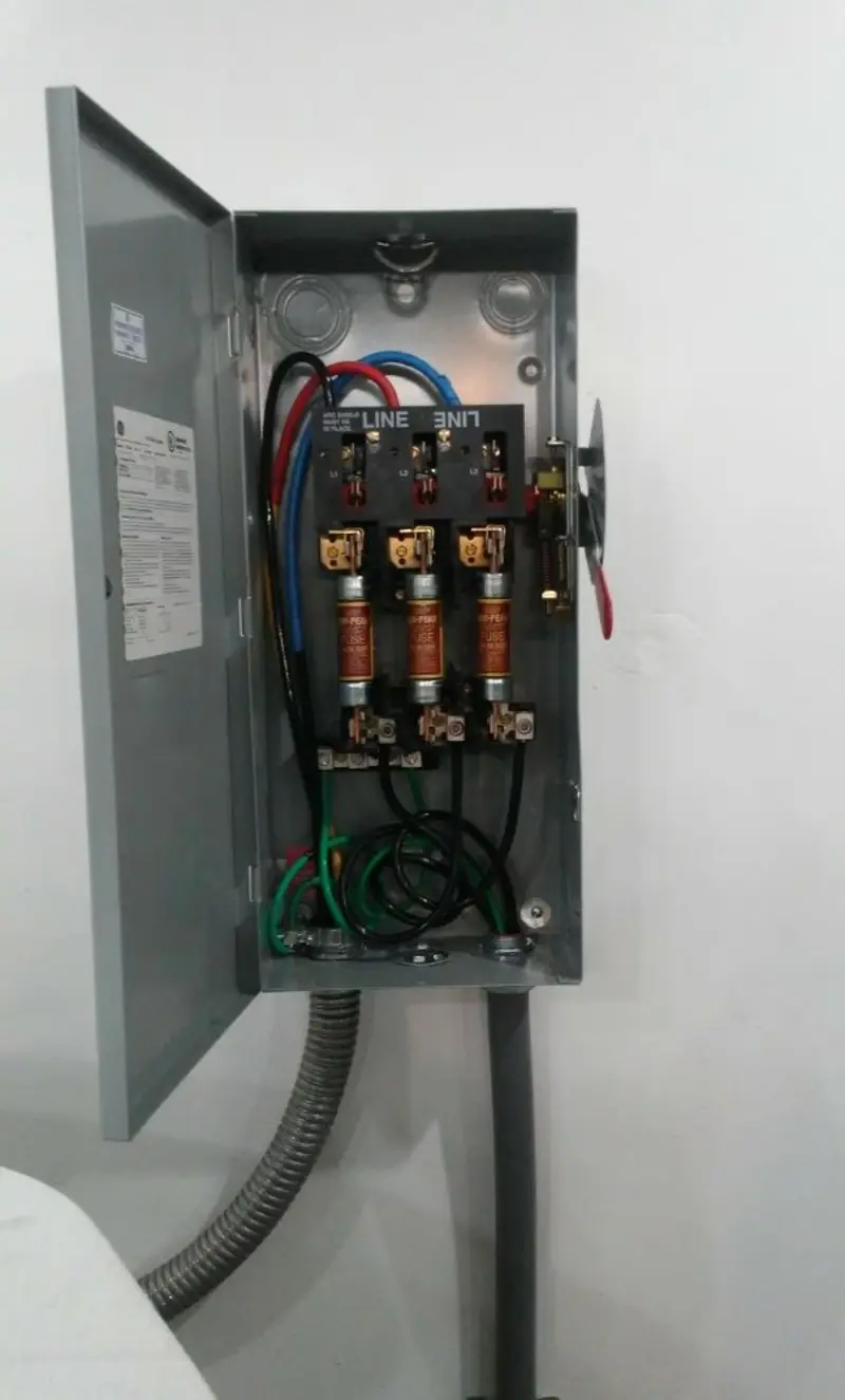 Three-phase disconnect switch installed for Smoke Detector Installation in Simpsonville